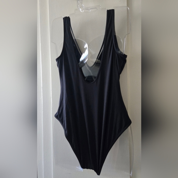 Micheal Kors Elegant Black Women's Swimsuit One Piece - Picture 2 of 3